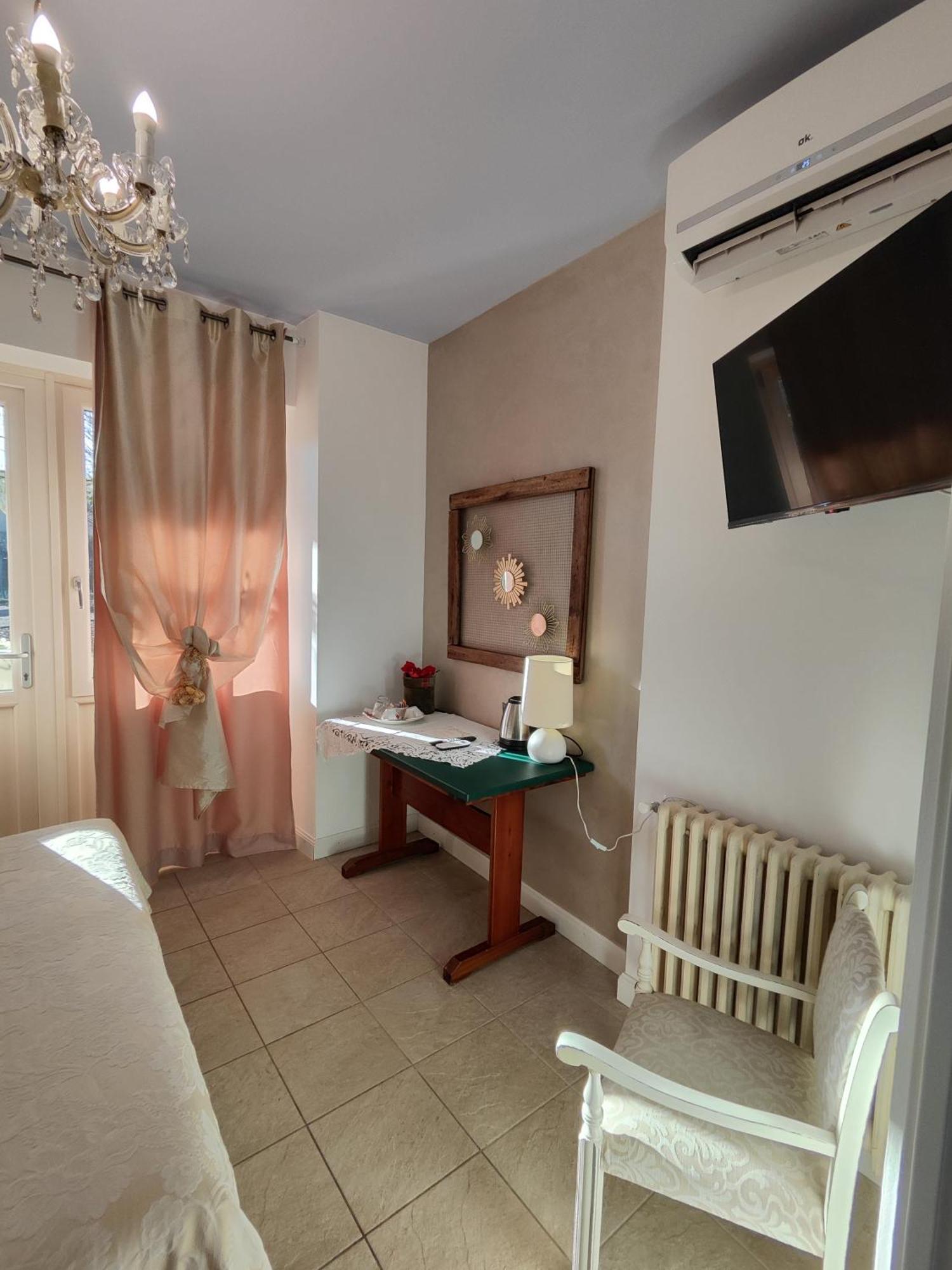 몬티키아리 Garda Relais Antica Romelia B&B 외부 사진